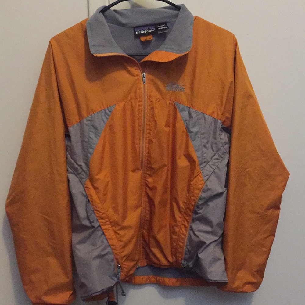 Patagonia lines wind breaker